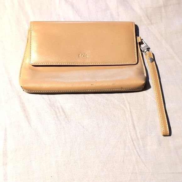 The Sak Wristlet - Picture 1 of 8
